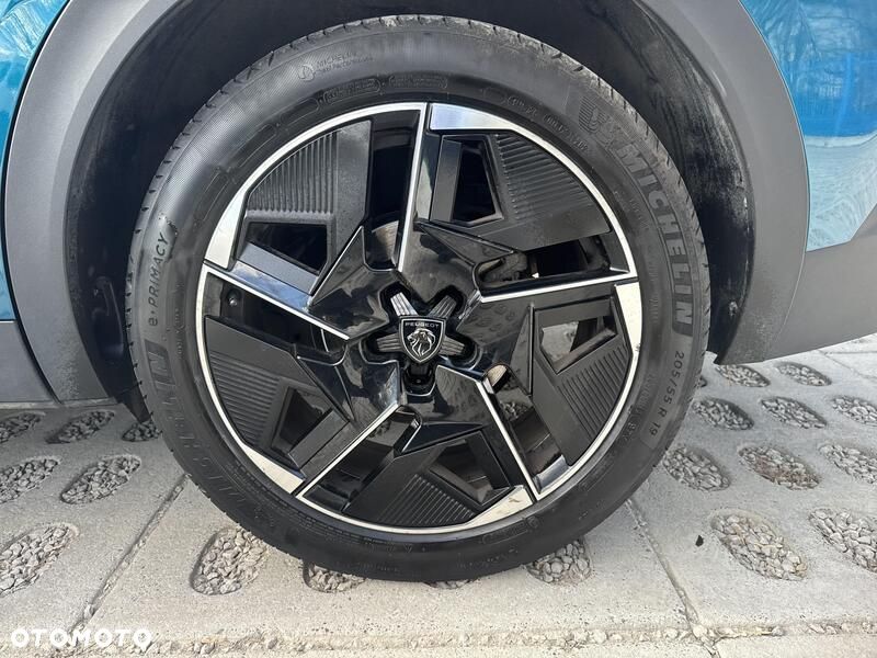 Peugeot 408 - 19