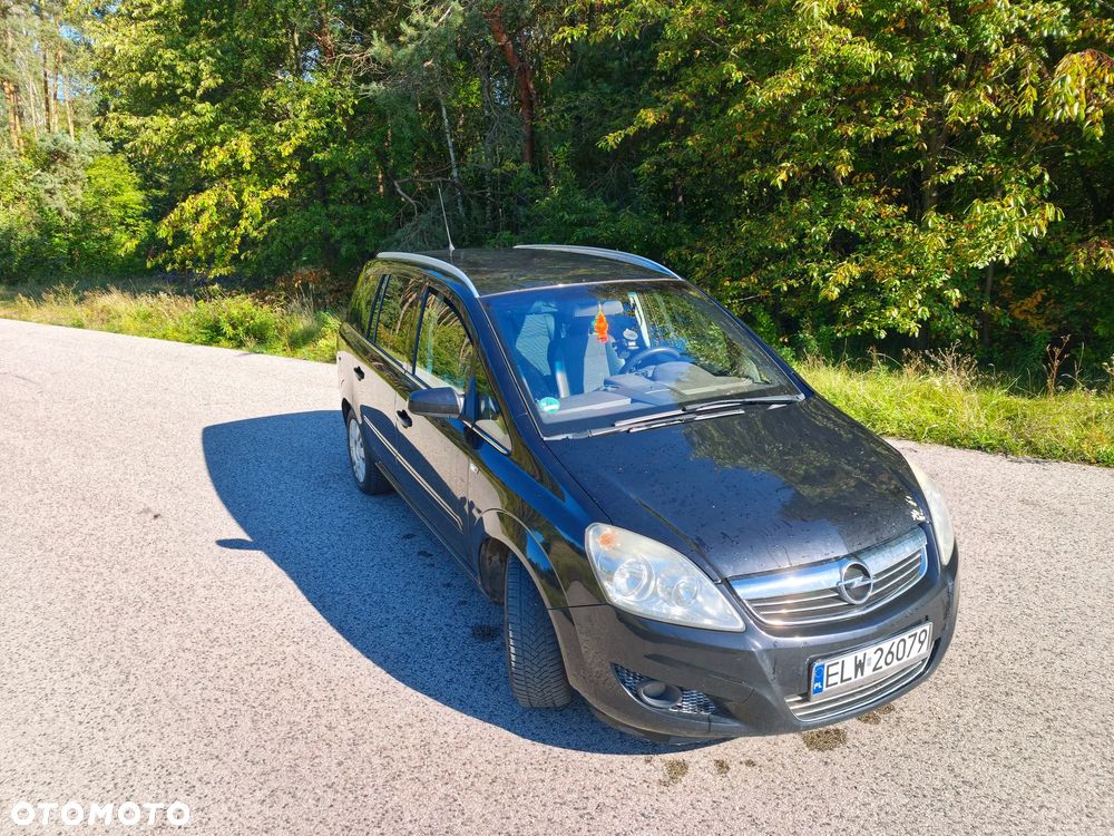 Opel Zafira - 2