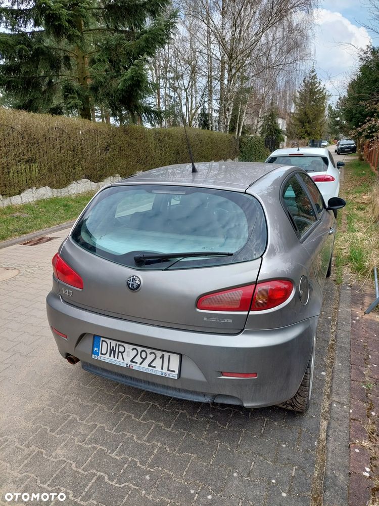 Alfa Romeo 147 1.6 Twin Spark Sportiva - 13