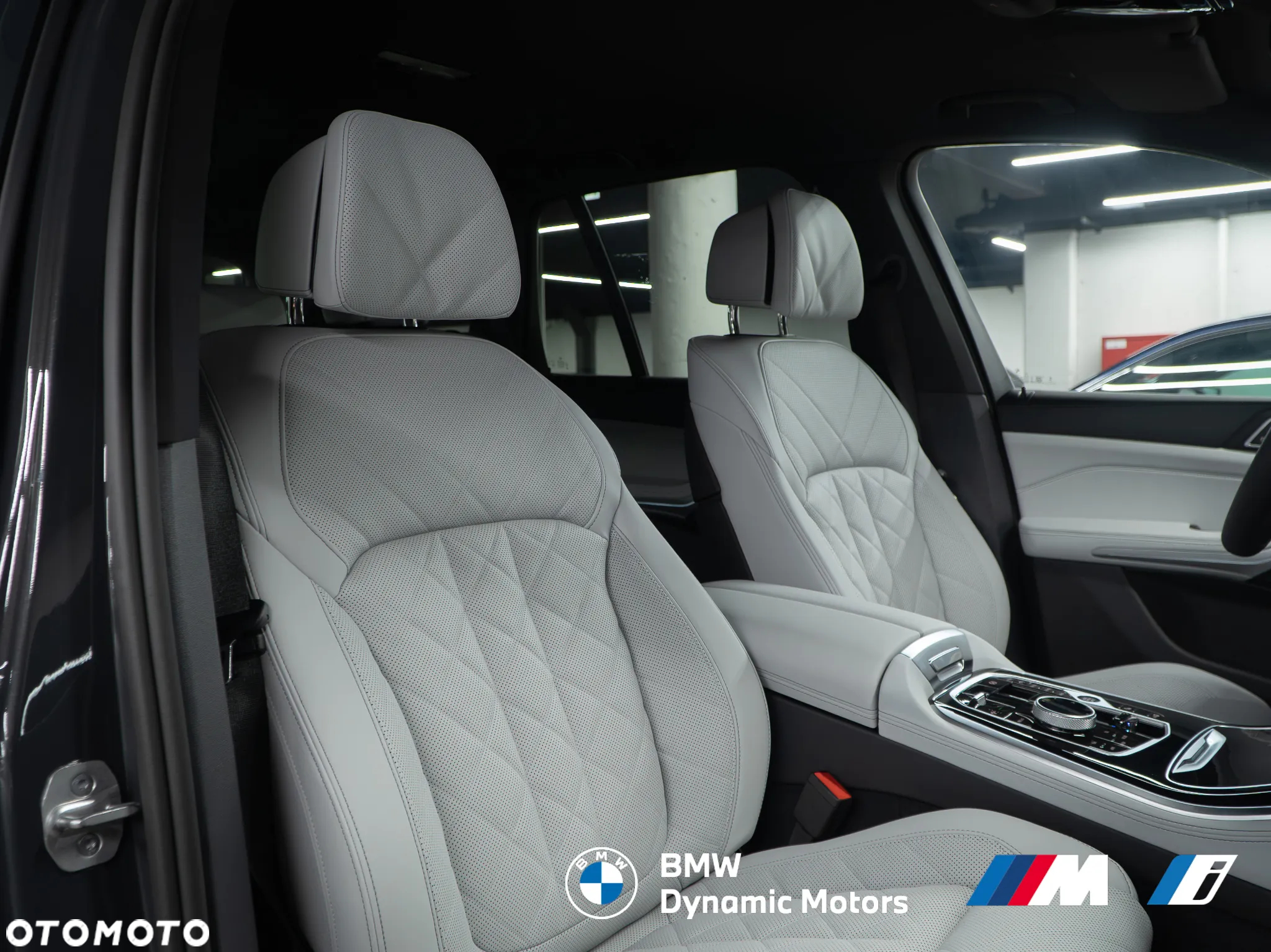 BMW X5 xDrive40i - 23