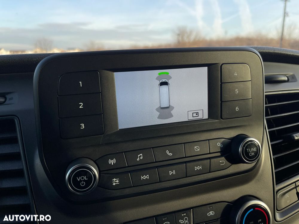 Ford Transit - 12