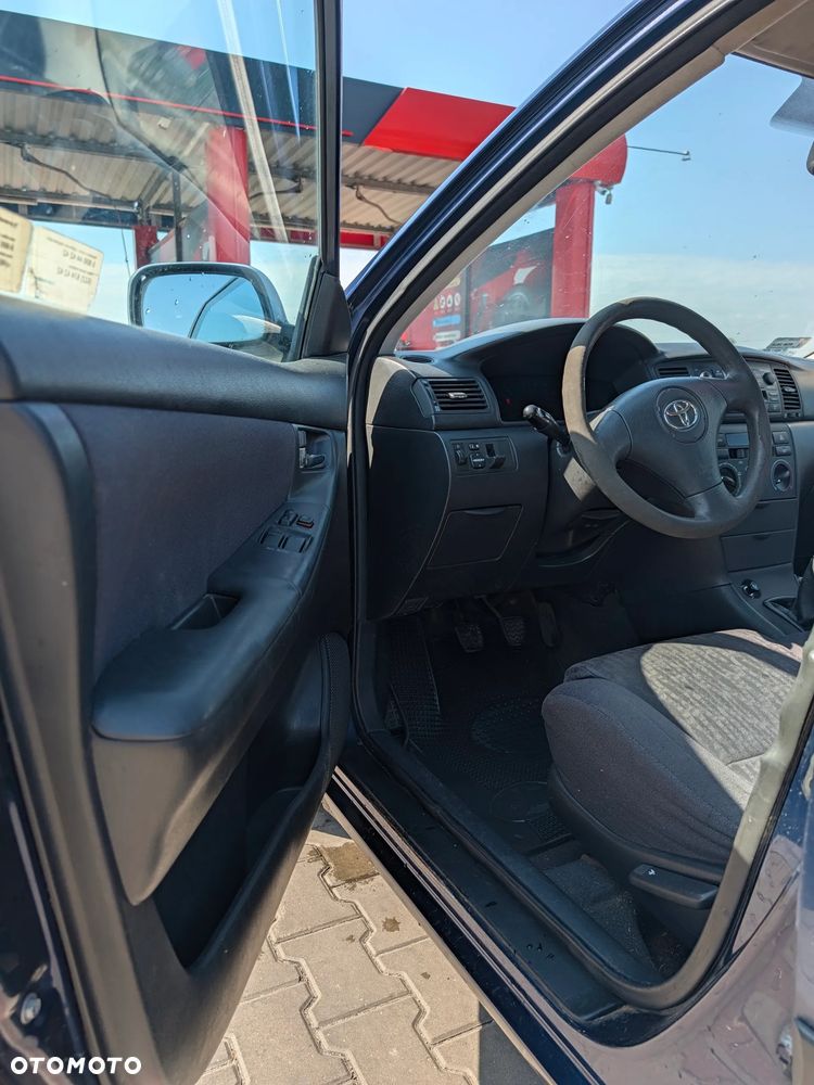 Toyota Corolla 1.4 VVT-i Terra - 2