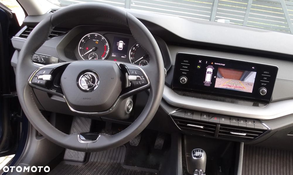 Skoda Octavia ver-1-5-tsi-act-ambition - 11