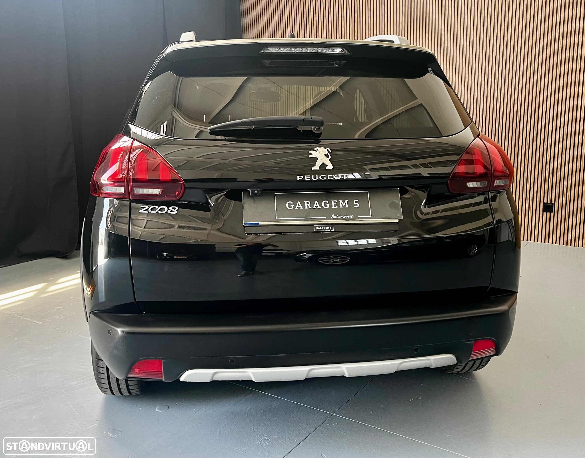 Peugeot 2008 1.5 BlueHDi Allure - 6