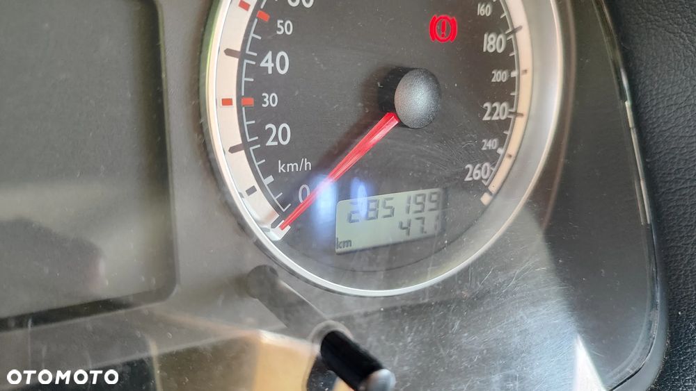 Volkswagen Bora Variant 1.9 TDI - 8