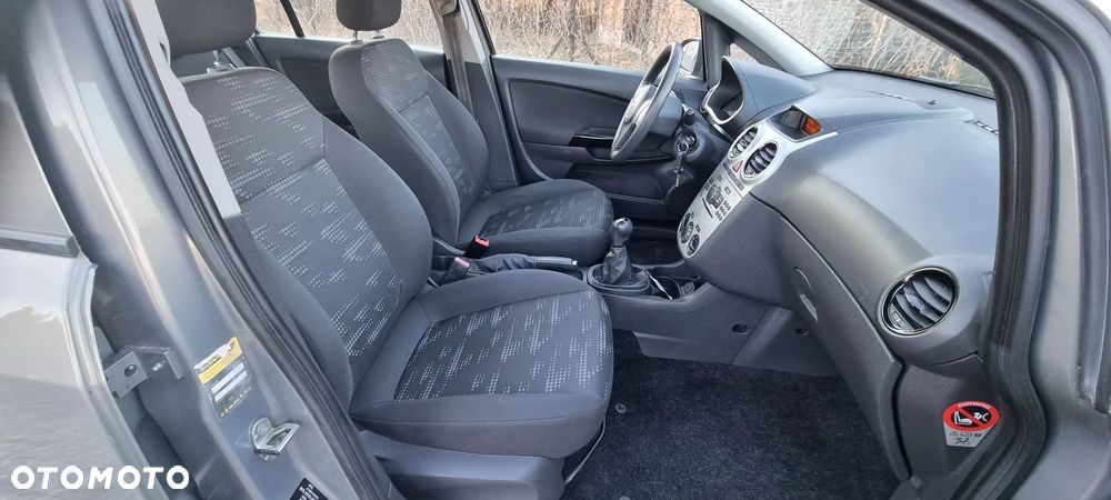 Opel Corsa - 8