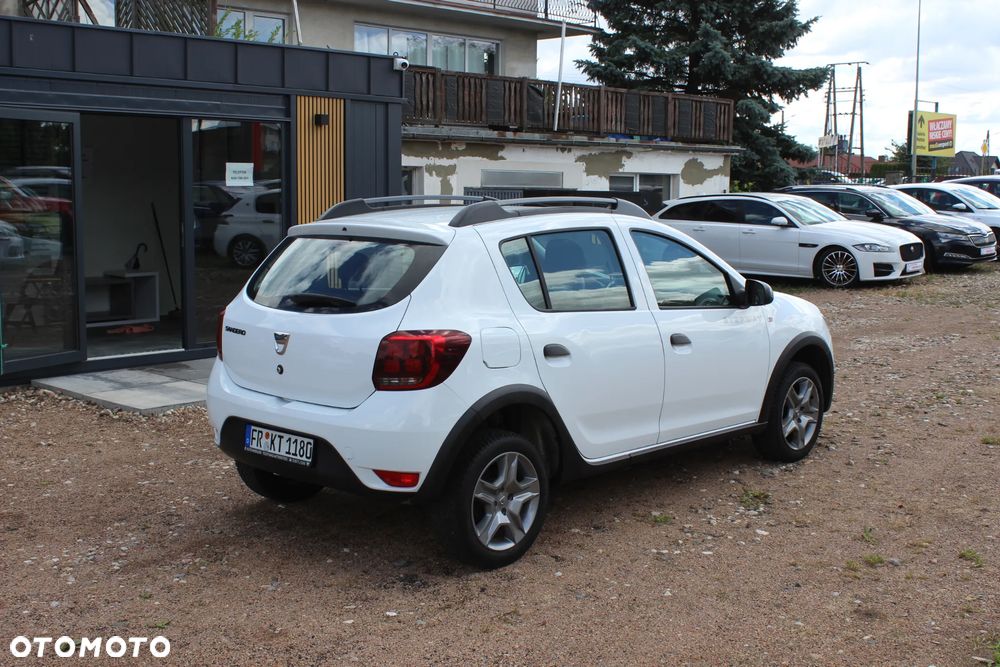 Dacia Sandero - 6