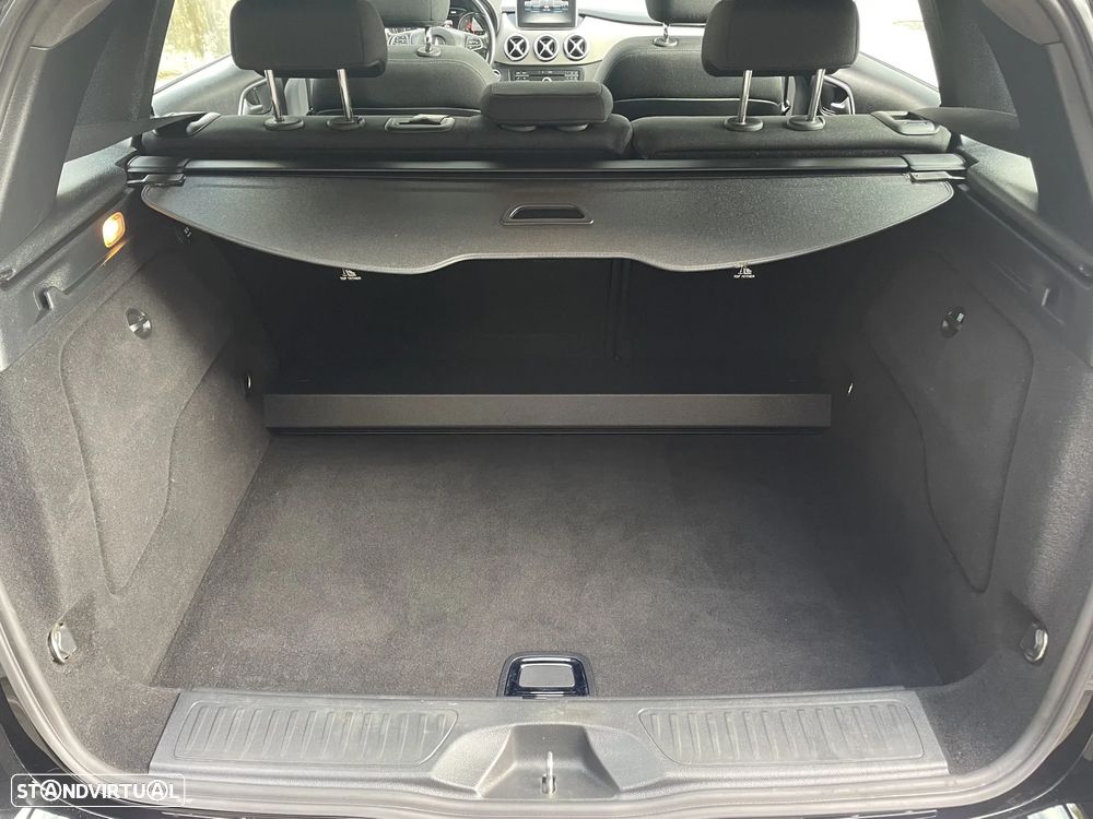 Mercedes-Benz B 180 d Fleet Pack - 31