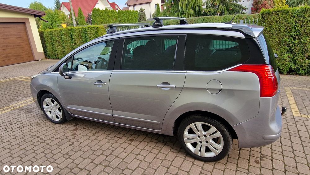 Peugeot 5008 HDI 115 Allure - 14