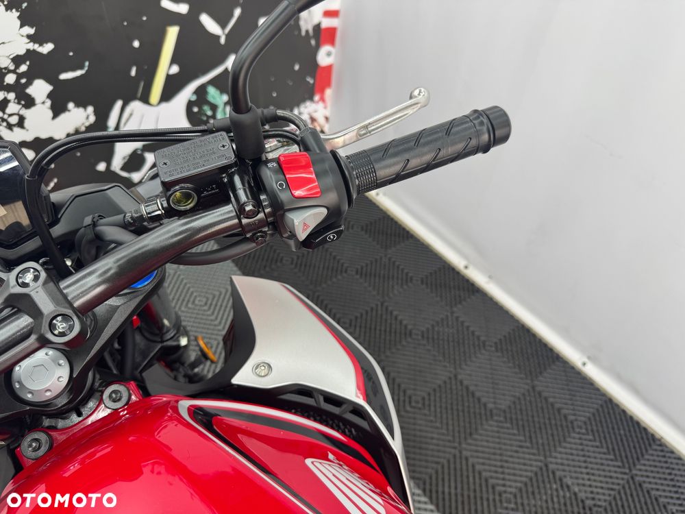 Honda CB - 26