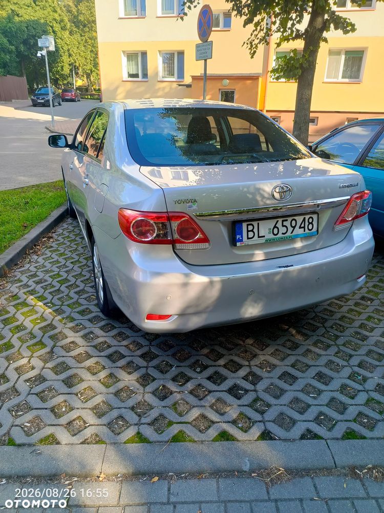 Toyota Corolla 1.6 Premium - 4