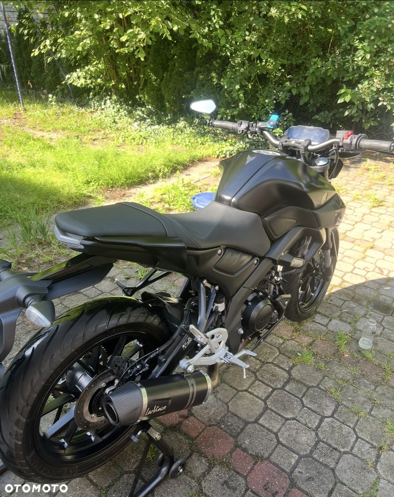Yamaha MT - 2