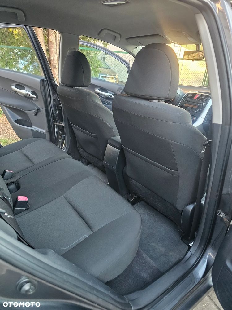 Toyota Auris 1.33 VVT-i Terra - 13