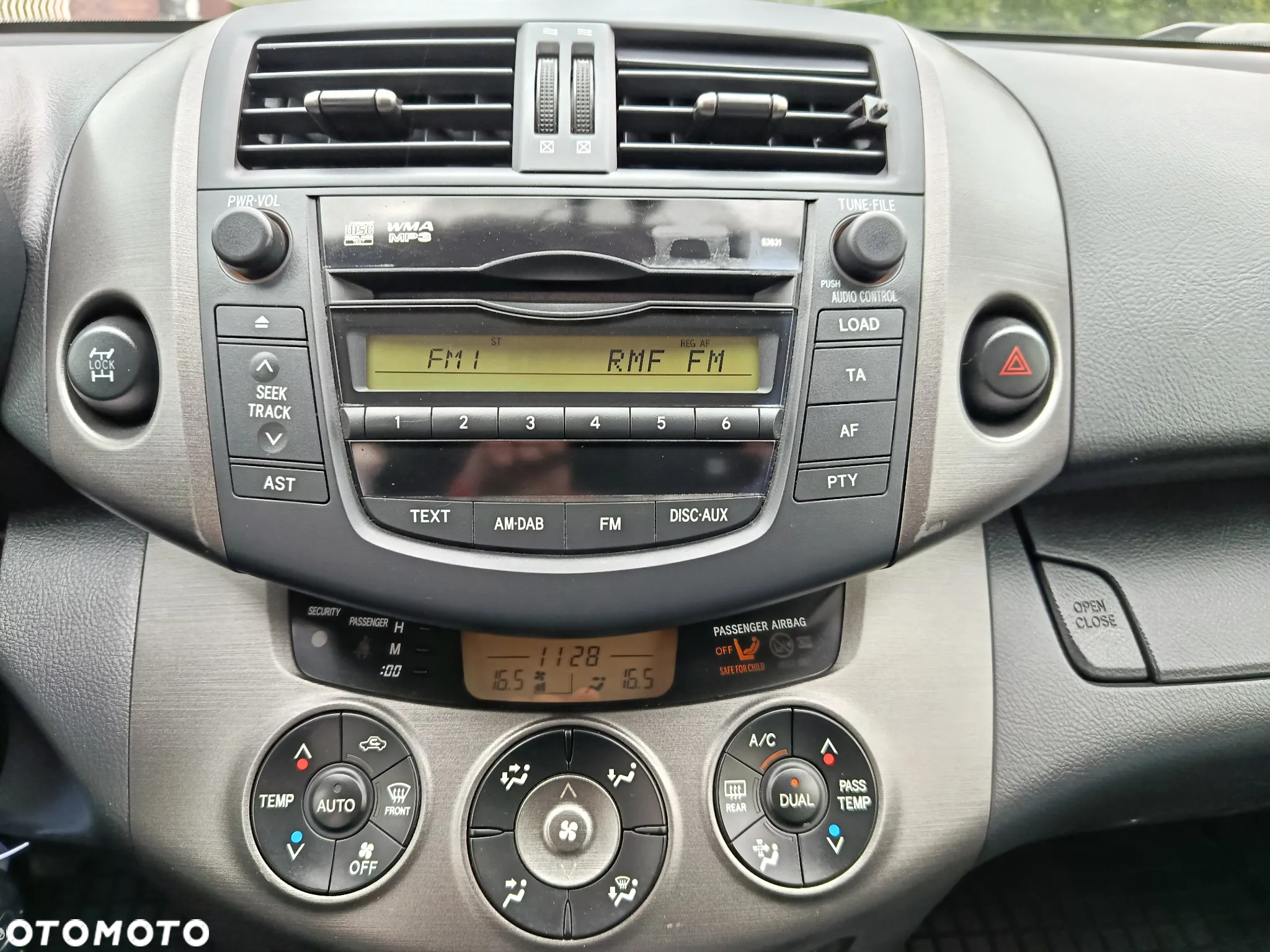 Toyota RAV4 2.2 D-4D 4x4 Comfort - 28