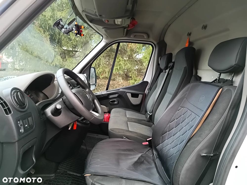 Renault Master - 24