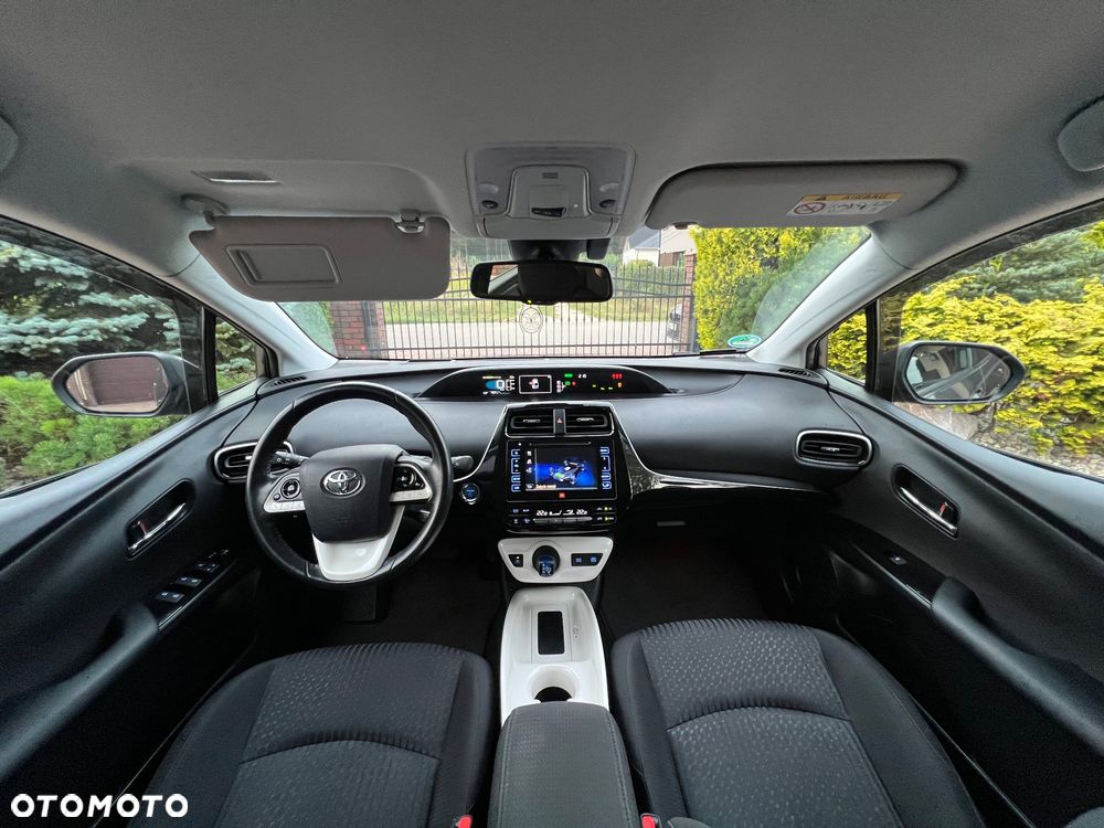 Toyota Prius 1.8 Hybrid Executive - 25