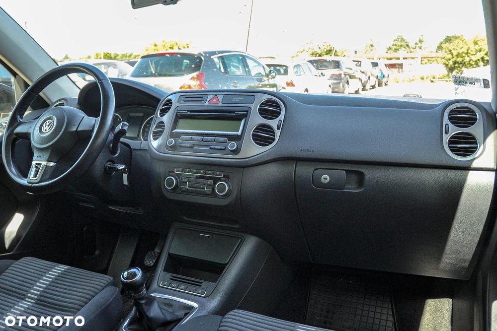 Volkswagen Tiguan - 8