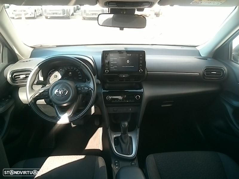 Toyota Yaris Cross 1.5 HDF Comfort Plus - 9