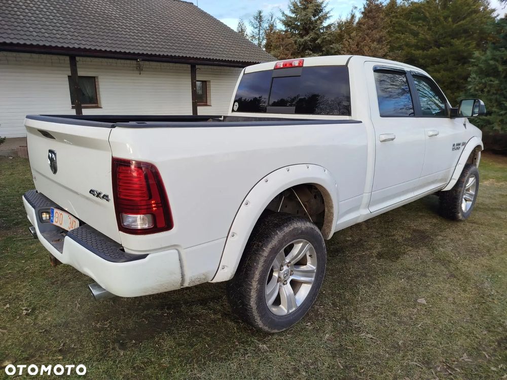 RAM 1500 5.7 Quad Cab Longbed Laramie Sport