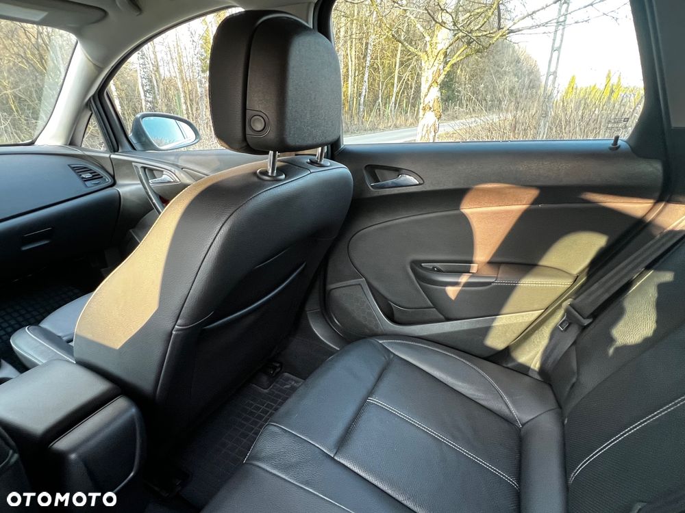 Opel Astra 1.6 CDTI Cosmo - 22