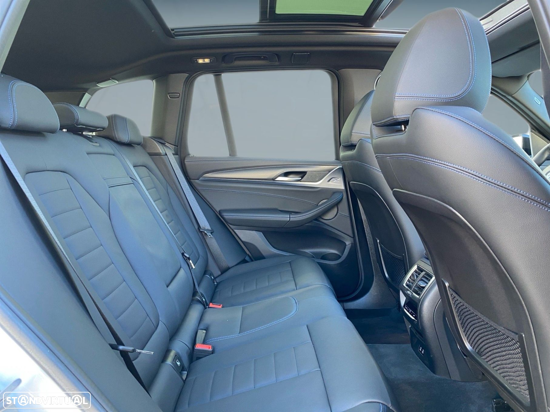 BMW iX3 M Sport Impressive - 27