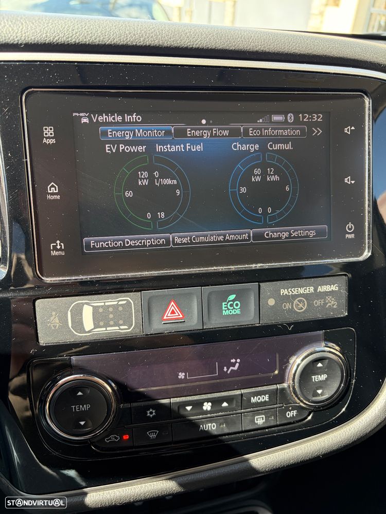 Mitsubishi Outlander - 13