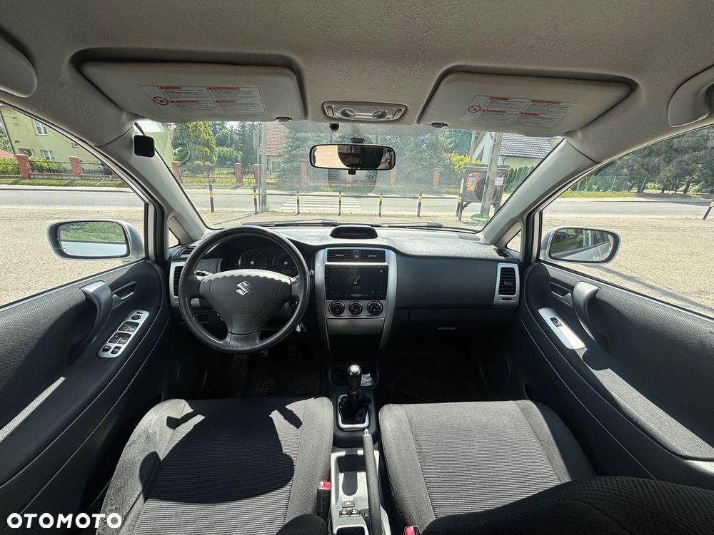 Suzuki Liana 1.6 Comfort - 13