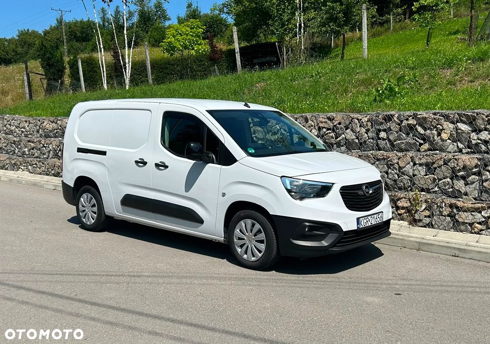 Opel COMBO - 1