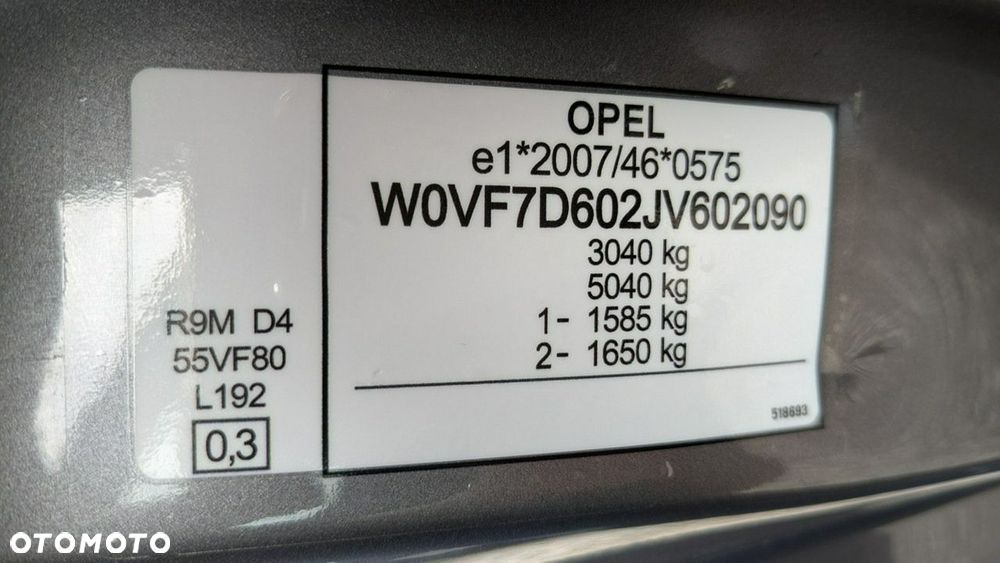Opel Vivaro - 24