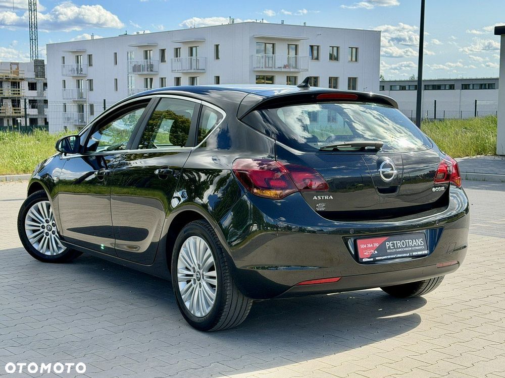 Opel Astra 1.7 CDTI Cosmo S&S - 10