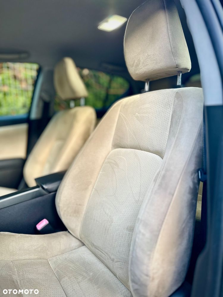 Lexus CT - 15