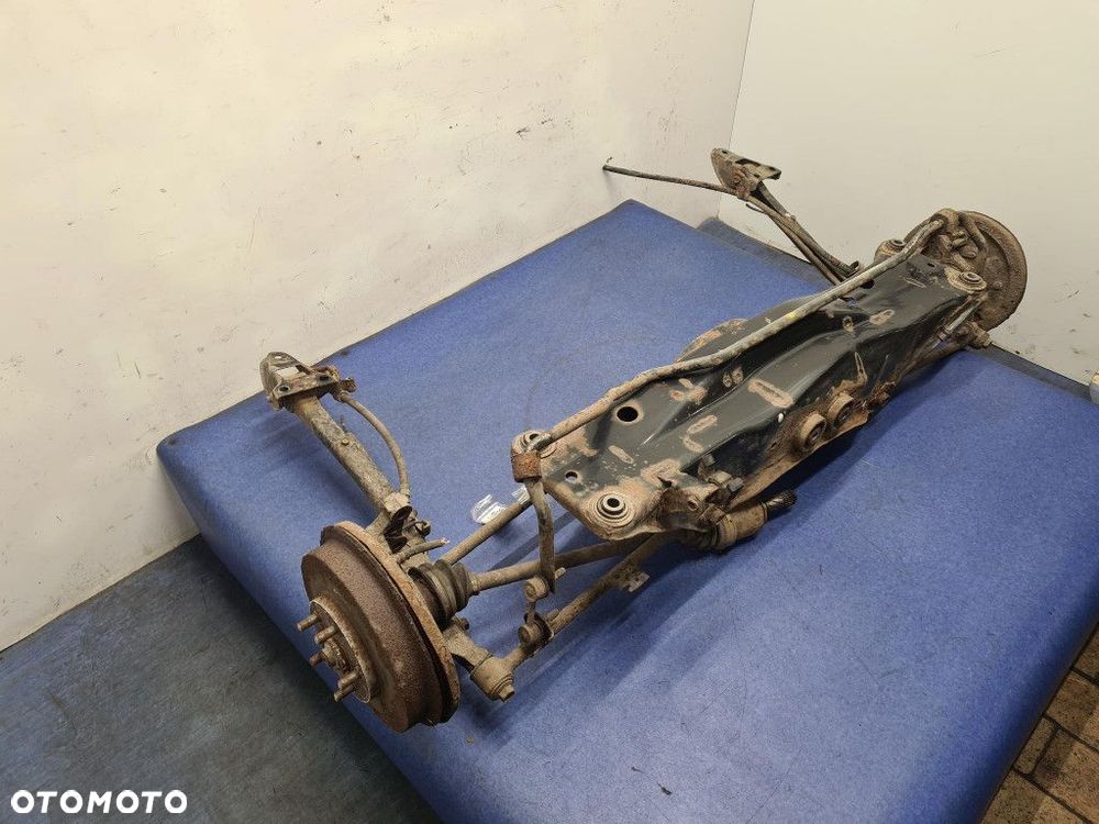 SUBARU FORESTER II LIFT 2.0B AUTOMAT BELKA ZAWIESZENIA TYŁ - 3