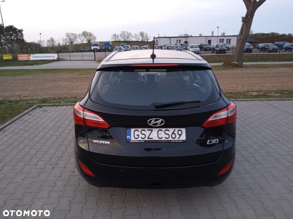 Hyundai i30 1.6 Trend - 2
