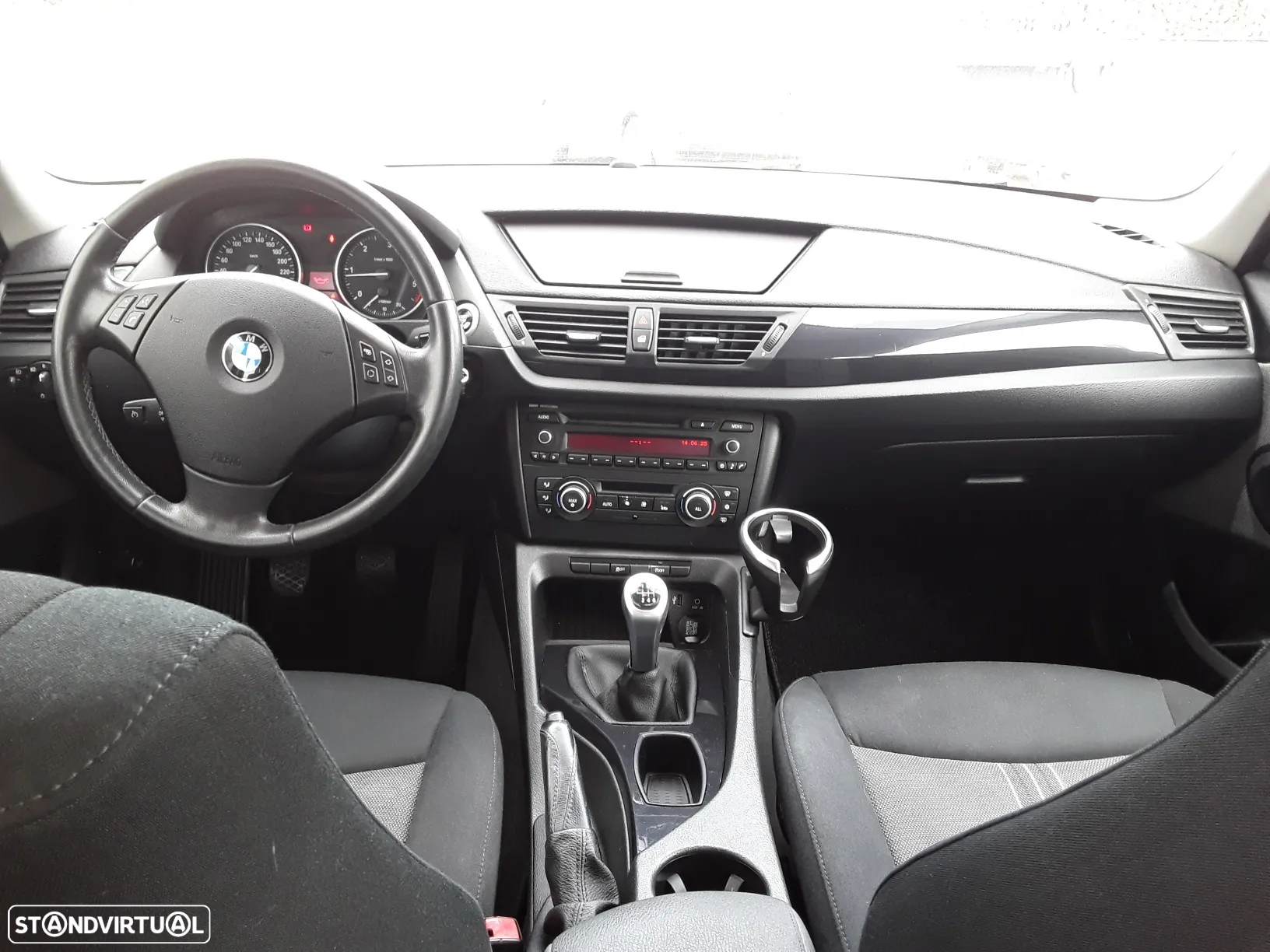 BMW X1 18 d sDrive - 8