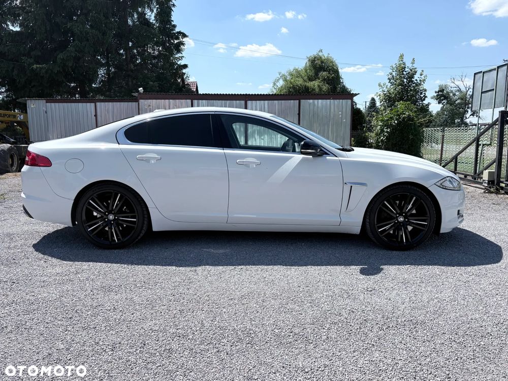 Jaguar XF 3.0 V6 D Premium Luxury - 6