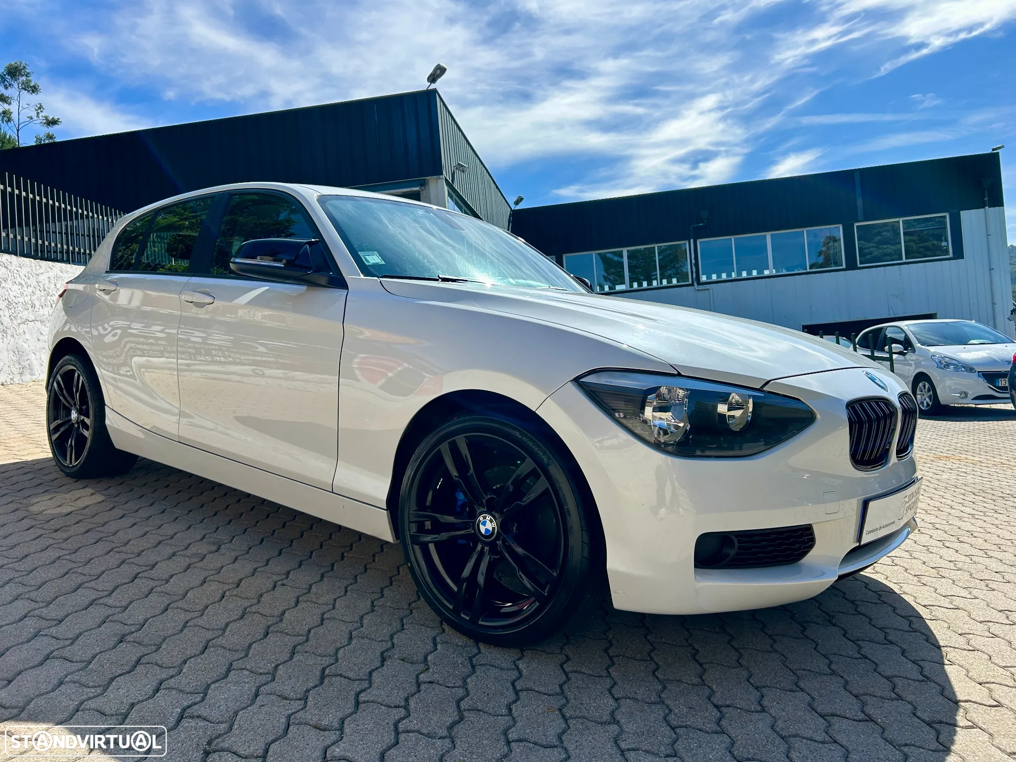 BMW 120 d Line Urban - 11