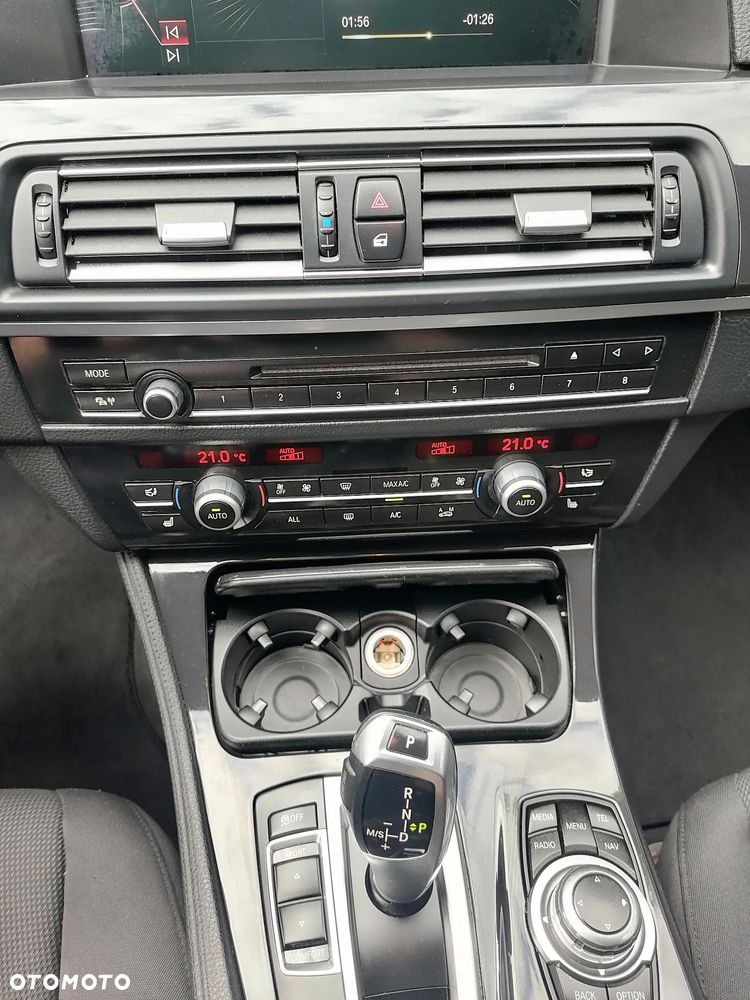 BMW Seria 5 520d - 14