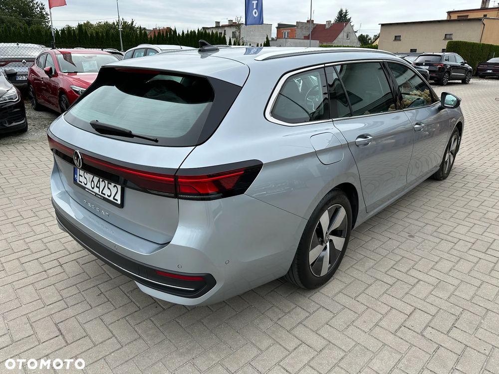 Volkswagen Passat - 3
