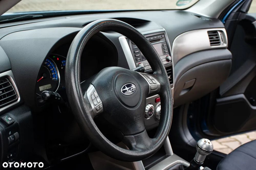 Subaru Forester 2.0X Exclusive - 25