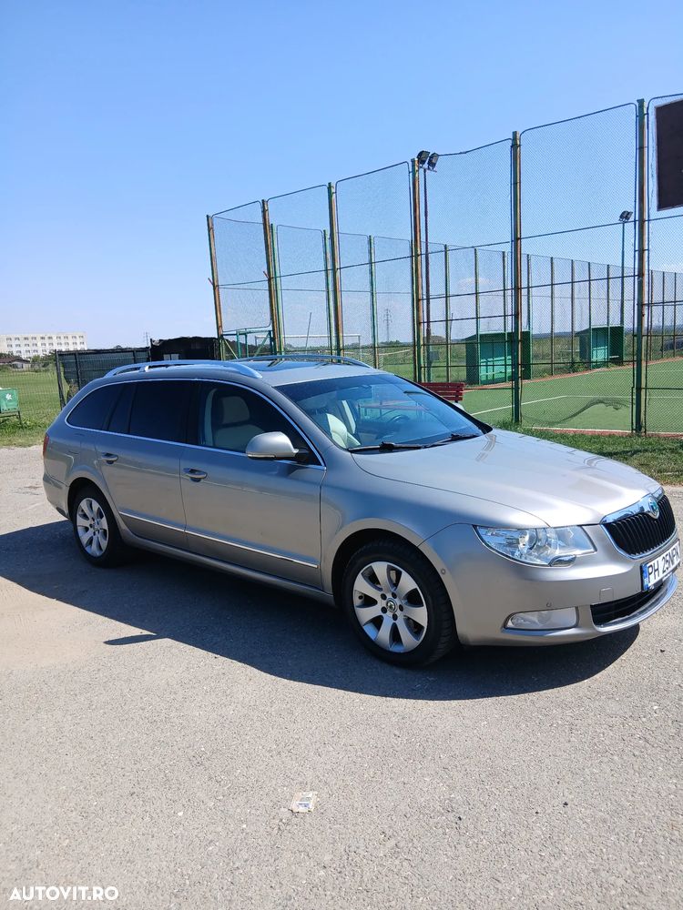 Skoda Superb 2.0 TDI 4X4 DSG Ambition - 1