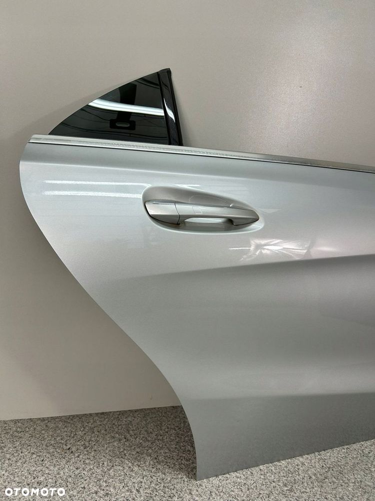 MERCEDES CLA W117 DRZWI TYŁ TYLNE PRAWE KOMPLETNE 761 - 4