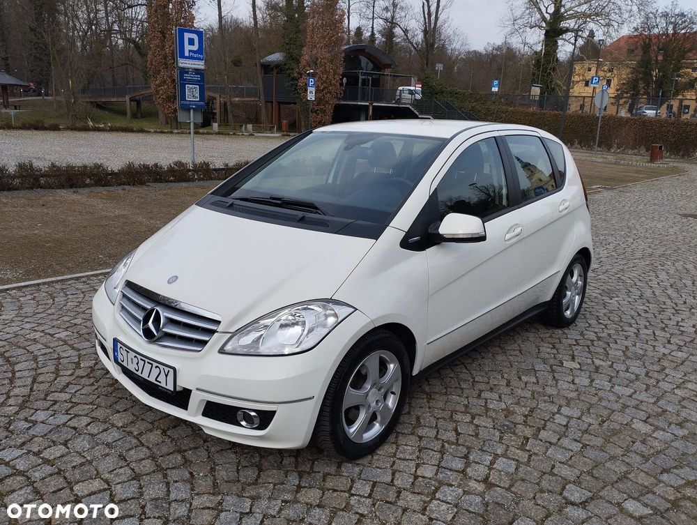 Mercedes-Benz Klasa A 160 CDI Elegance DPF BlueEFFICIENCY - 9