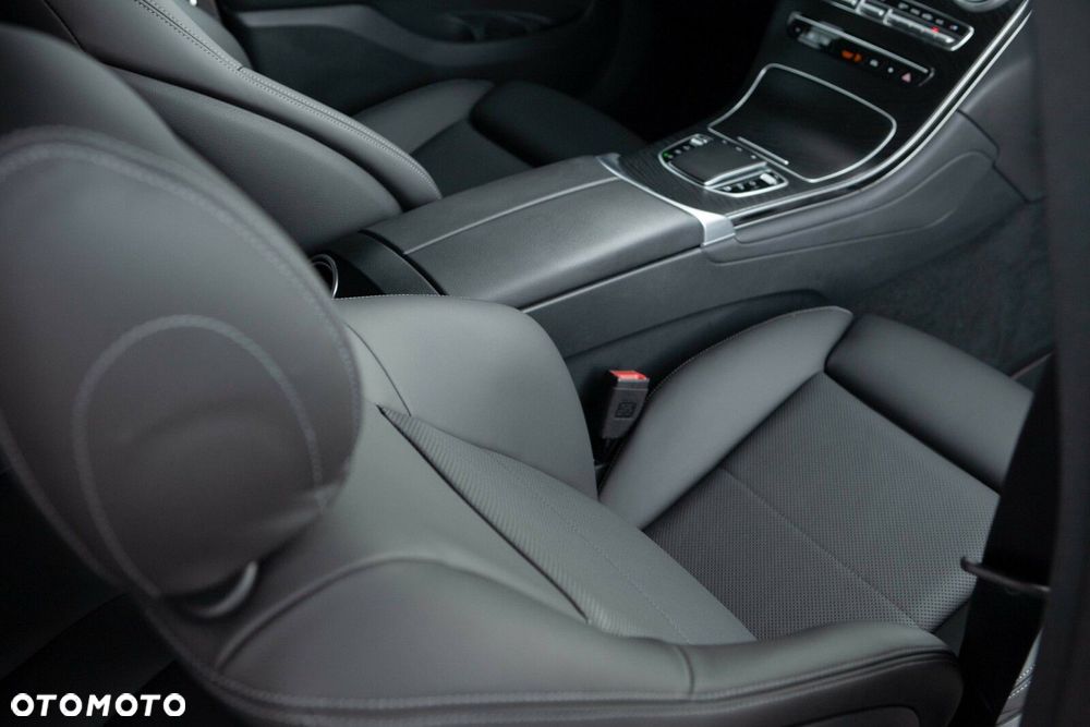 Mercedes-Benz GLC 200 d 4-Matic - 29