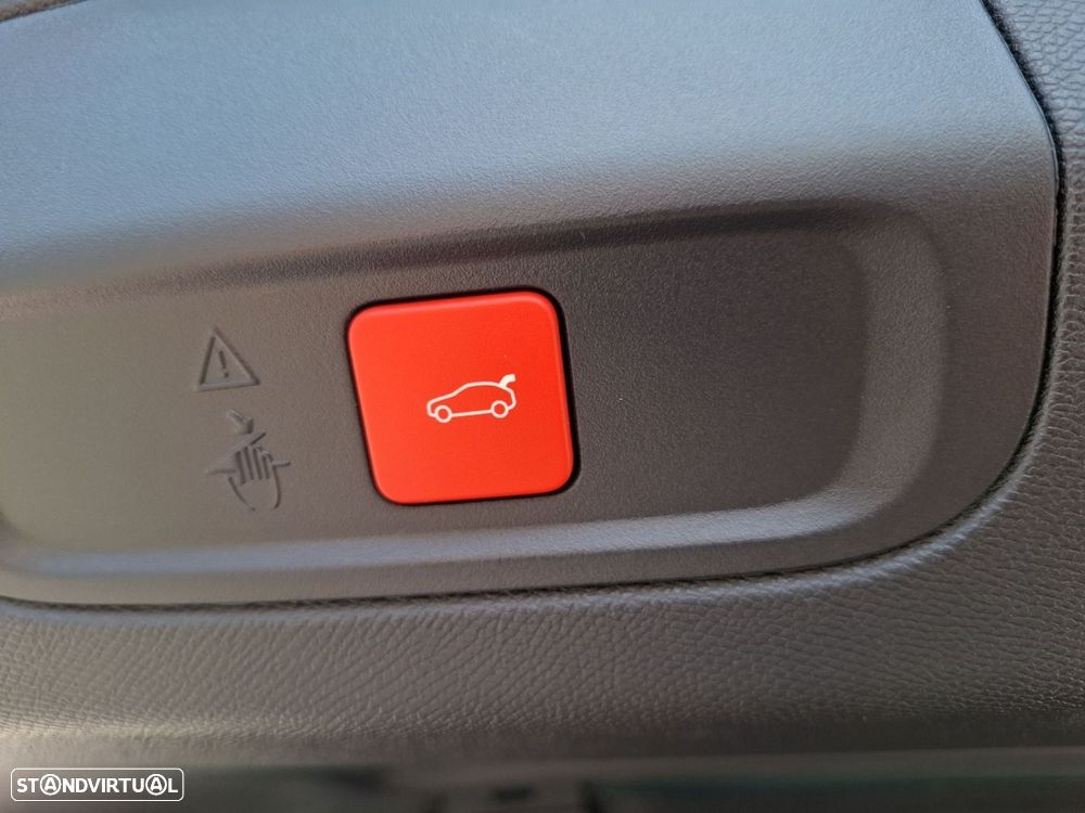 Peugeot 408 1.6 Hybrid GT e-DCS7 - 26