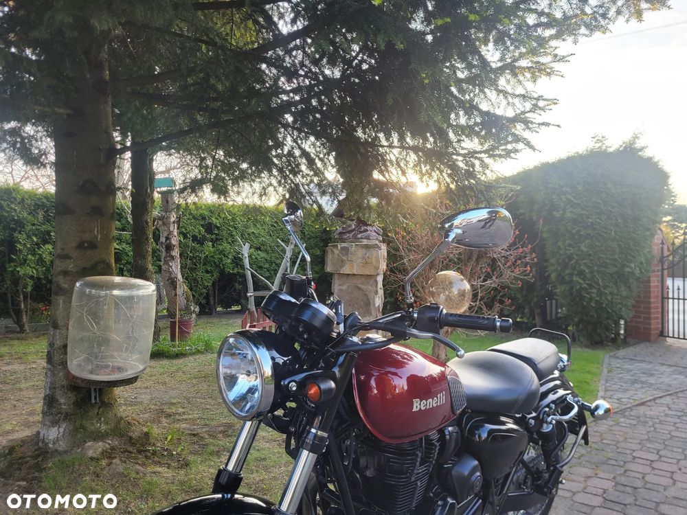 Benelli IMPERIALE 400 - 15