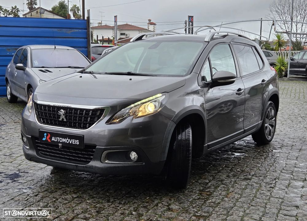 Peugeot 2008 1.2 PureTech Signature - 5