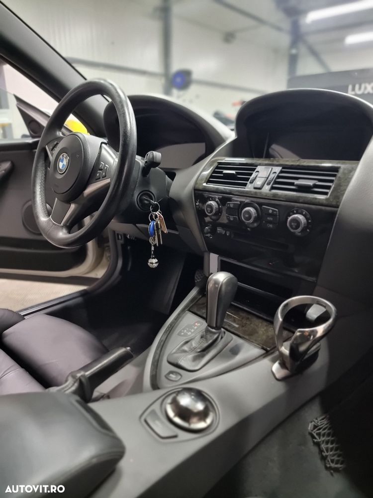 BMW Seria 6 630 i Aut. - 28