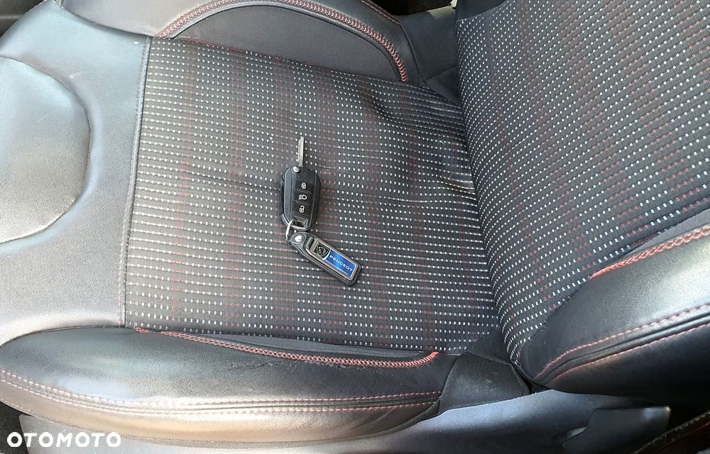 Peugeot 208 Blue-HDi 100 Stop&Start Style - 17