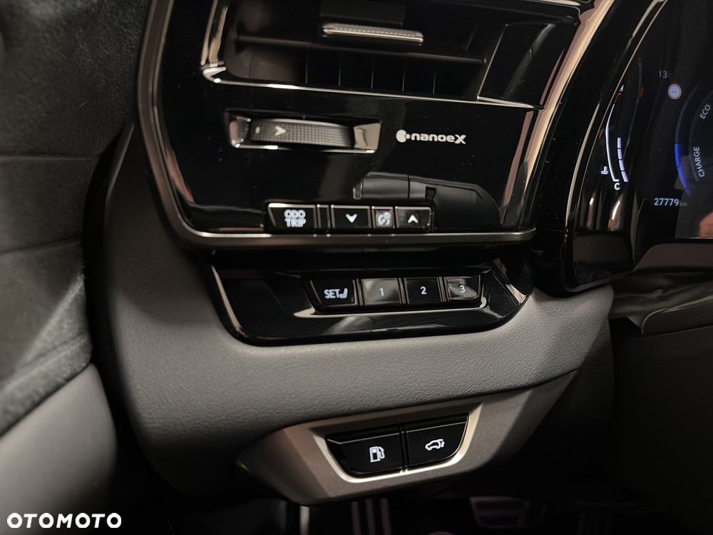 Lexus RX - 19