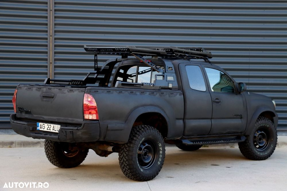 Toyota Tacoma - 23